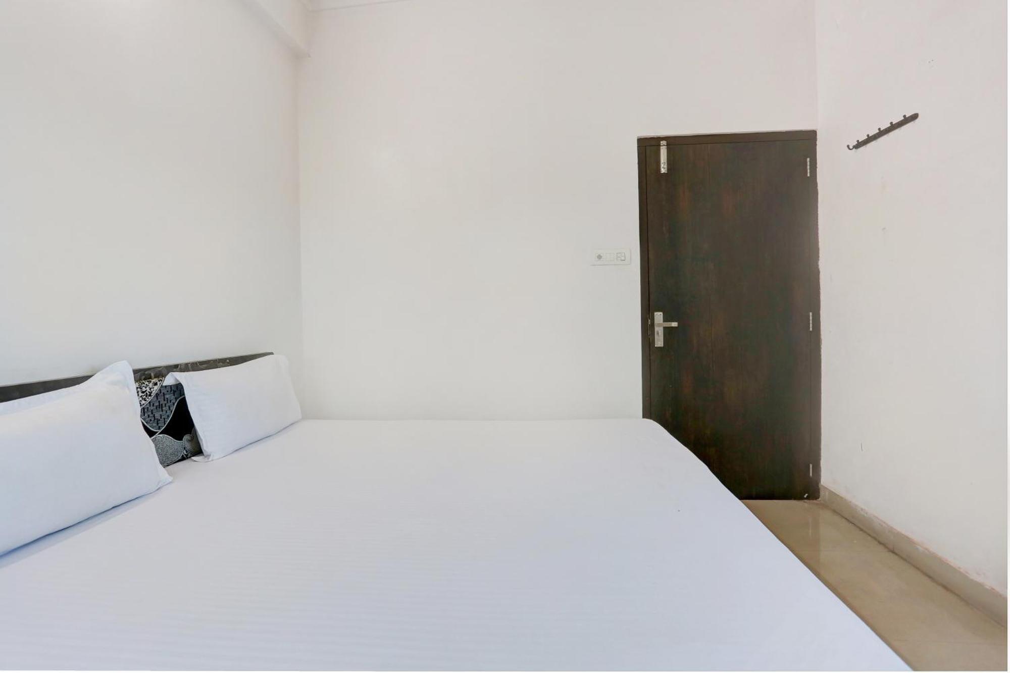אודייפור Super Hotel O Goverdhan Villa מראה חיצוני תמונה